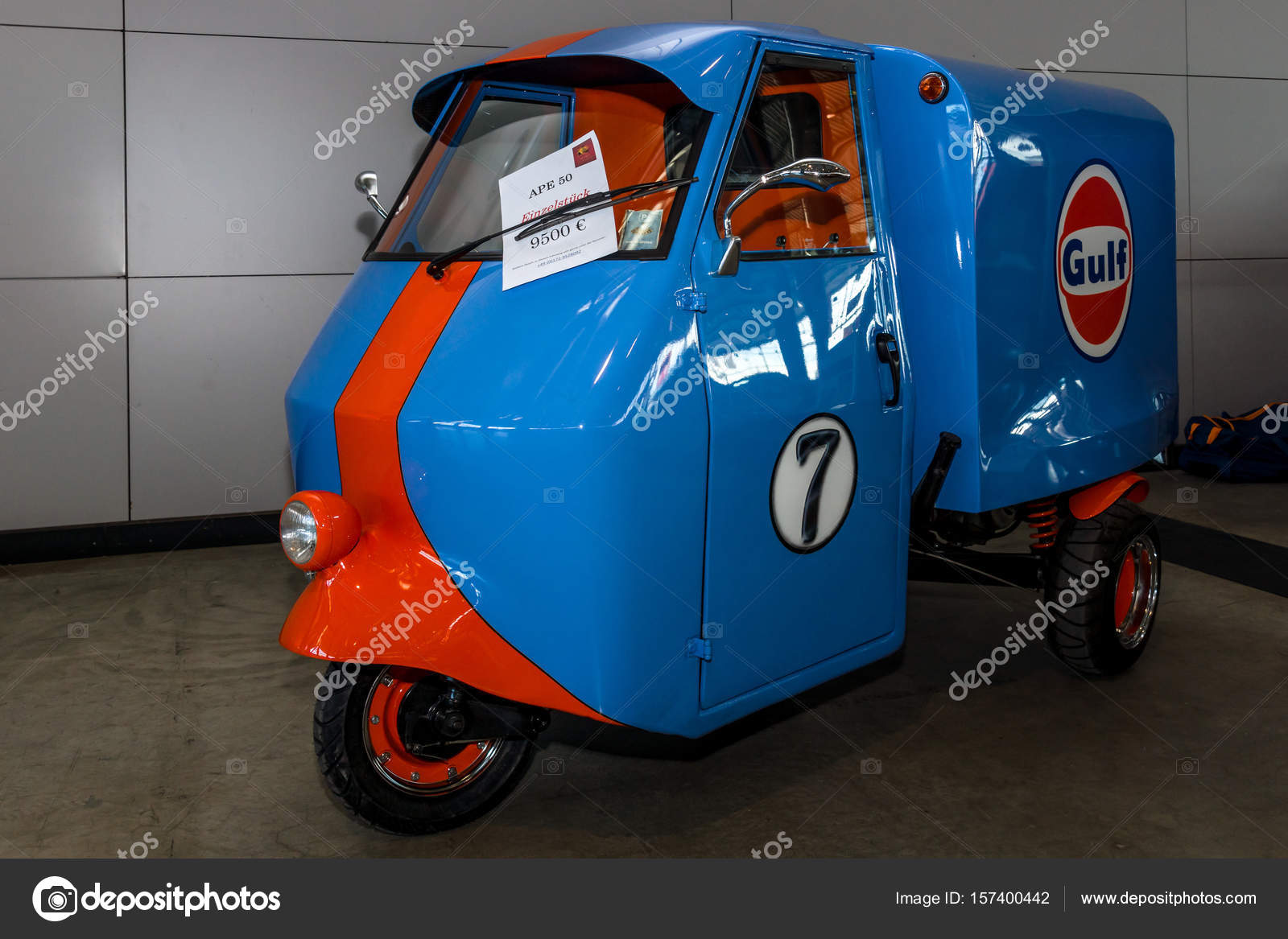 Submicro Van Piaggio Ape 50. – Stock Editorial Photo © S ...