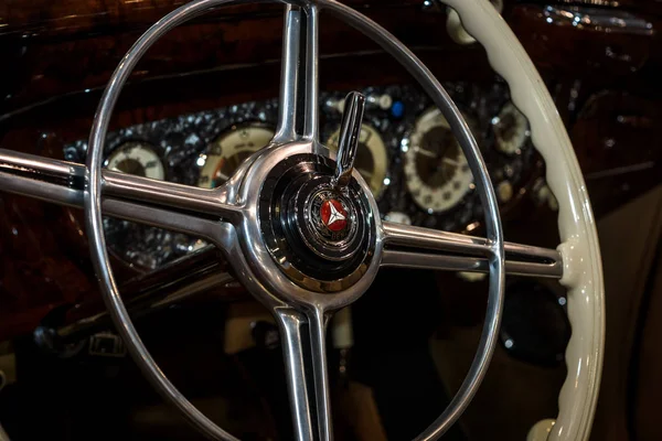 Interieur van Mercedes-Benz 540k (W24), 1939. — Stockfoto