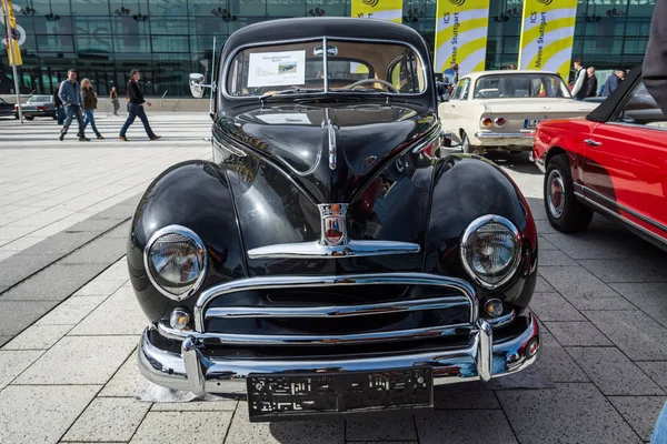 Pequeño coche familiar Ford Taunus G73A, 1951 . — Foto de Stock