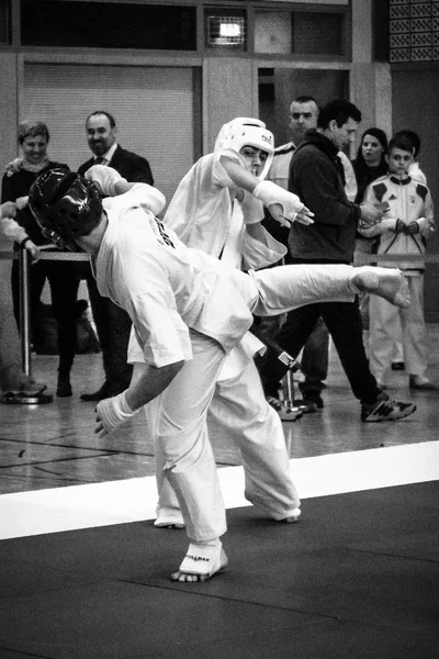 Championnat d'Europe Kyokushin Union mondiale (KWU) pour les enfants et les jeunes 2017. Berlin. Allemagne . — Photo