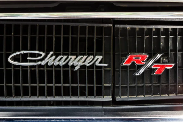 Detail of a mid-size car Dodge Charger R/T. Close-up — Stock Photo, Image