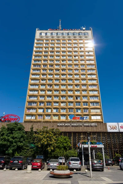 Modernes Businesshotel "bulgaria" und Casino "winbet". — Stockfoto