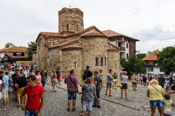 Iglesia de San Juan Bautista en el casco antiguo. Nesebar es una antigua ciudad y uno de los principales balnearios en la costa búlgara del Mar Negro . — Foto de Stock