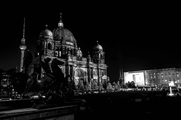 Berlin Października 2017 Berliner Dom Katedra Oświetlenie Wieczorne Czarno Białe — Zdjęcie stockowe