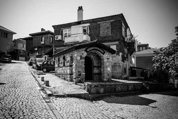 索佐波尔 保加利亚 2017年8月24日 圣康斯坦丁教堂在黑海保加利亚黑海沿岸的一个古老的海滨小镇君士坦丁堡的伟大和圣赫勒拿 — 图库照片