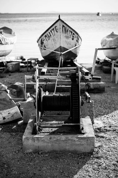 Pomorie Bulgarije Augustus 2017 Vissers Boten Staan Oever Van Zeehaven — Stockfoto