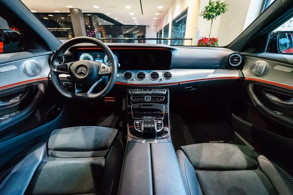 Berlin Décembre 2017 Showroom Cabine Voiture Fonction Mercedes Benz Classe — Photo