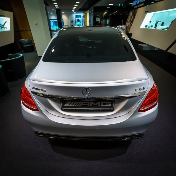 Berlin Aralık 2017 Showroom Orta Boy Araba Mercedes Benz Class — Stok fotoğraf