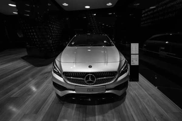Berlin Dezember 2017 Showroom Kleinwagen Mercedes Benz Cla Class Cla — Stockfoto