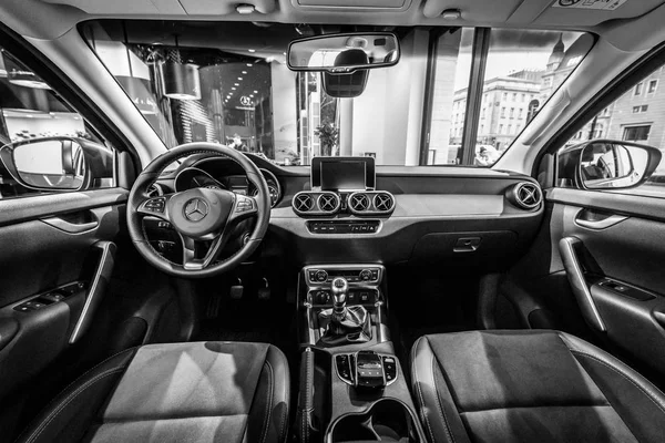 Berlin Décembre 2017 Showroom Intérieur Camionnette Luxe Taille Moyenne Mercedes — Photo