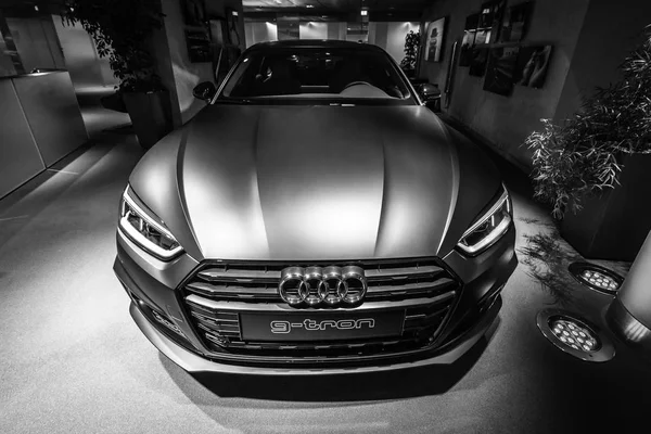 Berlim Dezembro 2017 Showroom Carro Executivo Compacto Audi Sportback Tron — Fotografia de Stock