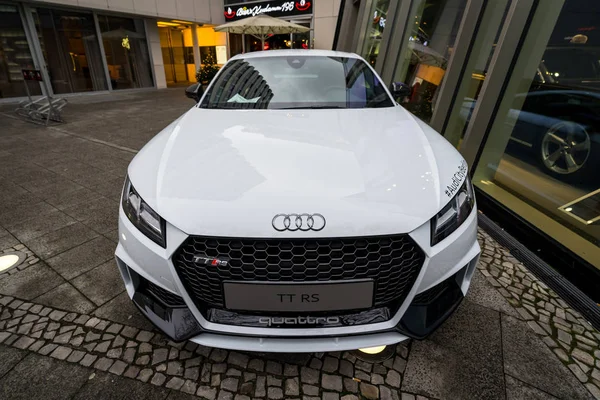 Berlin Aralık 2017 Showroom Kompakt Spor Coupe Audi 2016 Yılından — Stok fotoğraf