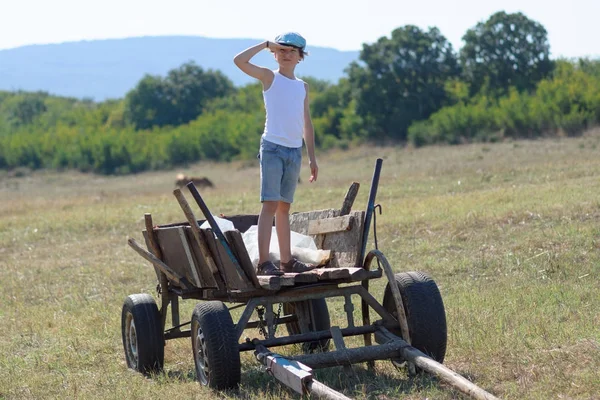 Little Boy Shirt Shorts Cap Old Cart — Stock Photo, Image