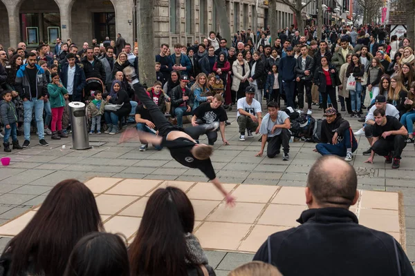 Stuttgart Německo Března 2017 Výkon Pouliční Mládež Taneční Skupiny Centrální — Stock fotografie