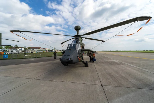 Berlín Alemania Abril 2018 Helicóptero Ataque Eurocopter Tiger Uht Exposición —  Fotos de Stock