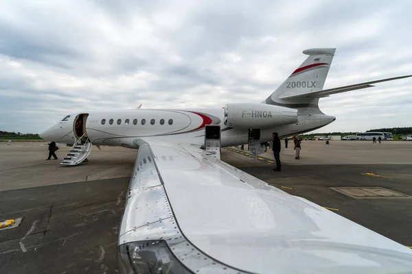 เบอร เยอรม เมษายน 2018 วนของเคร องบ นเจ Dassault Falcon 2000Lxs — ภาพถ่ายสต็อก