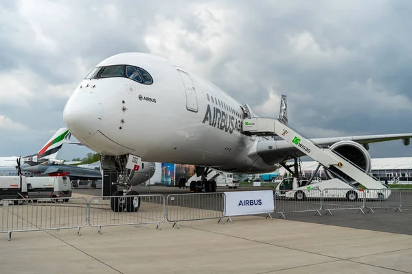 Berlín Alemania Abril 2018 Avión Pasajeros Airbus A350 Xwb Aeródromo — Foto de Stock