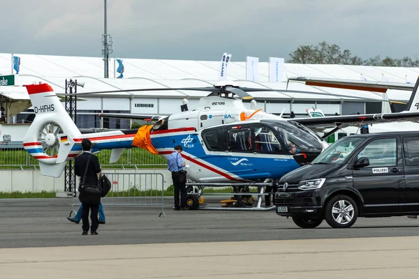 Berlin Duitsland April 2018 Lichte Utility Helikopter Eurocopter Ec135 Door — Stockfoto