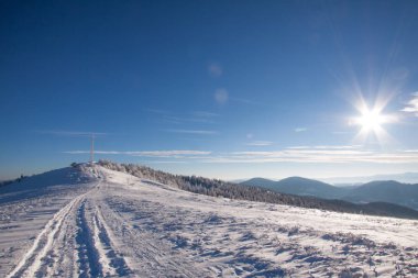 Kışın Karpat Dağları
