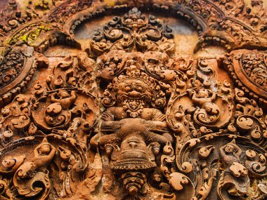 Taş, antik bir Kamboçya tapınak süsler oyma