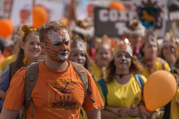 Carnival procession in honor of the Tiger Day. — Stock Photo, Image