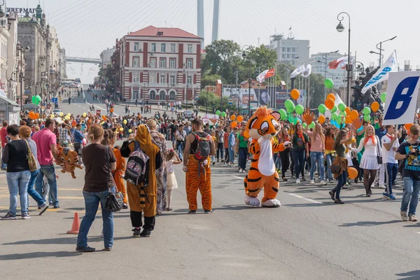 Pochód karnawałowy, na cześć dnia Tiger. — Zdjęcie stockowe