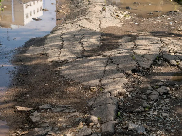 Yol çukurların ile. — Stok fotoğraf