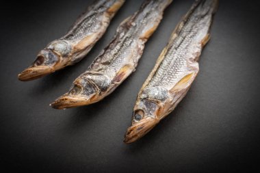 Bir kara günü kurutulmuş yem.