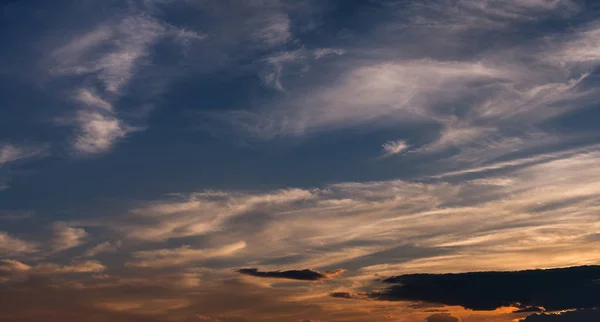 Zonsondergang hemel. Panorama. — Stockfoto