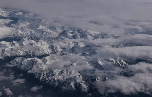 Vista desde el avión en la superficie de la Tierra . — Foto de Stock