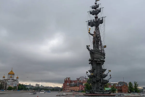 Pierre la Grande Statue à Moscou . — Photo