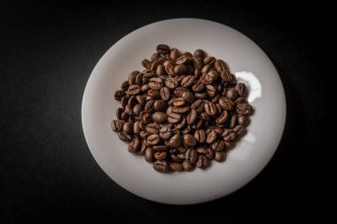 Kavrulmuş kahve çekirdeği..