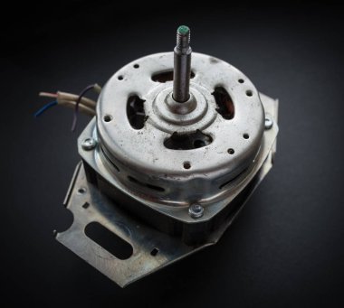  eski elektrik motoru.