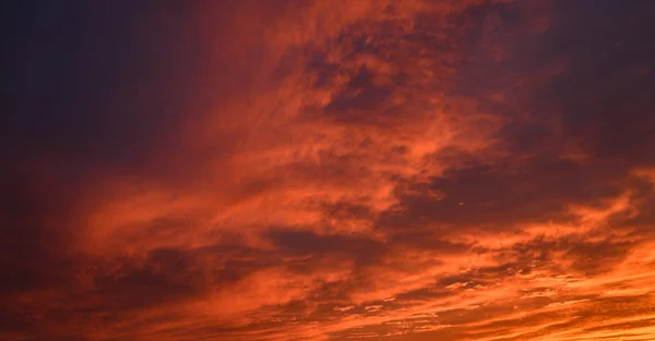 Dramatische Lucht Zonsondergang Natuur Achtergrond — Stockfoto