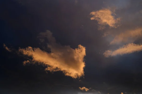 Dramatic Sky Orange Clouds Nature Background — Stock Photo, Image