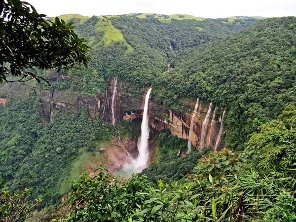 Nohkalikai Falls Cherrapunji, Meghalaya, Indien — Stockfoto