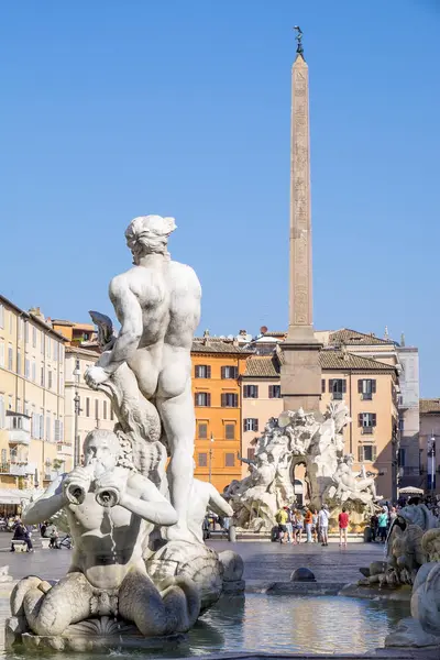 Fontes e Estátuas da Piazza Navona em Roma Itália — Fotografia de Stock