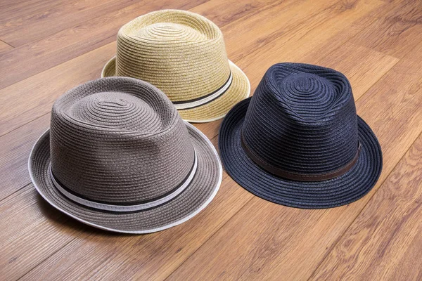 Chapéus de palha masculinos — Fotografia de Stock
