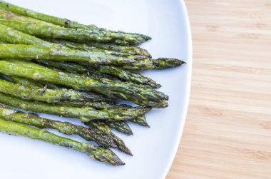 Izgara kuşkonmaz portre