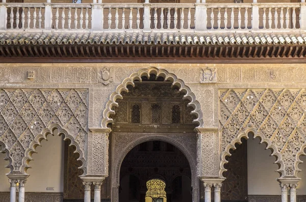 Gerçek Alcazar Seville Güney İspanya'nın mimari detaylar