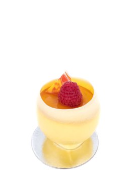 Limon kremalı beyaz çikolata Kupası