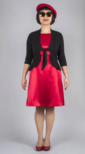 Asian Woman Wearing Red Satin Dress Black Cardigan Red Beret — Stock Photo, Image