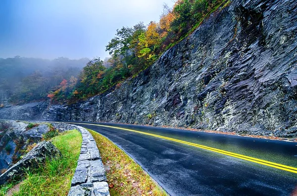 Höstfärger i blue ridge mountains — Stockfoto