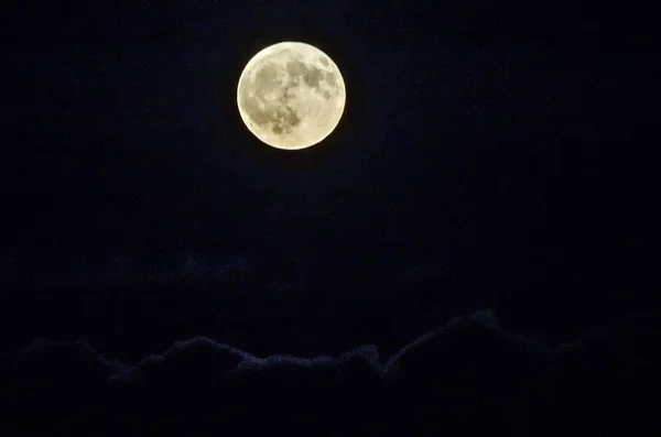 October 2016 full harvest moon — Stock Photo, Image