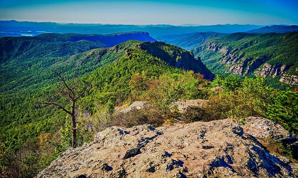 Góra szylkretowy Linville wąwóz z tabeli skały góry la — Zdjęcie stockowe