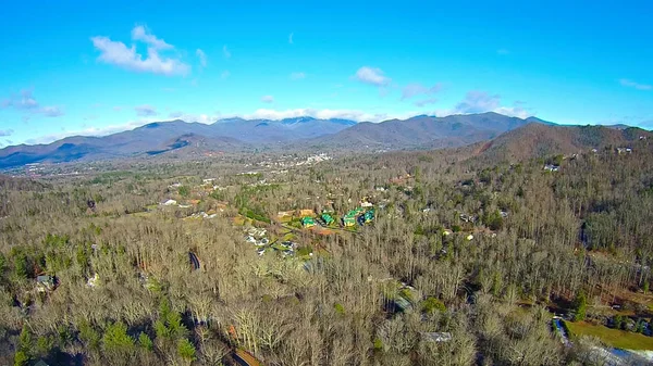 ノースカロライナの山を越え空中 — ストック写真