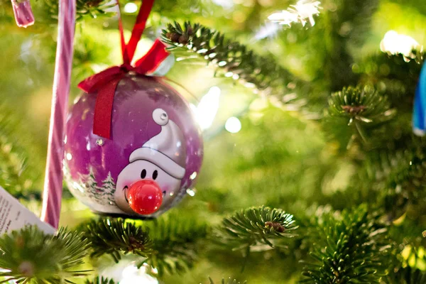 Diverses décorations de Noël à la maison pour les vacances — Photo