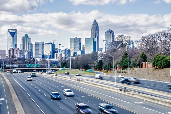 Charlotte north carolina city skyline and street scenes — Stock Photo, Image