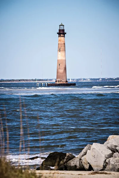 晴れた日にモリス アイランド灯台 — ストック写真