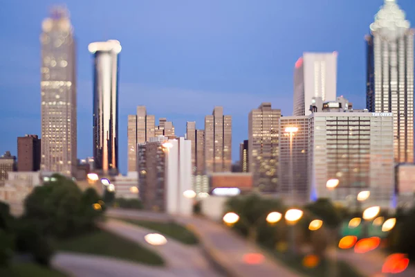 Atlanta georgia cidade skyline manhã cedo com efeito de inclinação — Fotografia de Stock